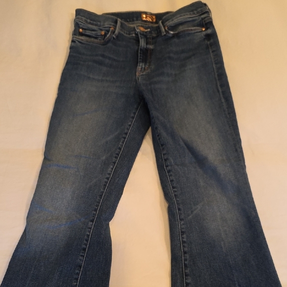 MOTHER The Weekender Fray Jeans in Walking On Coals - Picture 6 of 10